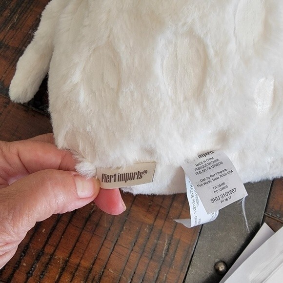 Pier 1 Imports Gracie Snowy Owl Plush 9" Stuffed animal white brown Tuft - Picture 4 of 5